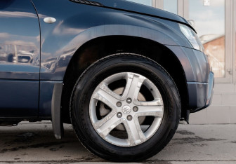Подержанный автомобиль Suzuki Grand Vitara 2008 года (9 фото)