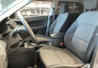 Подержанный автомобиль Hyundai Creta 2021 года (10 фото)