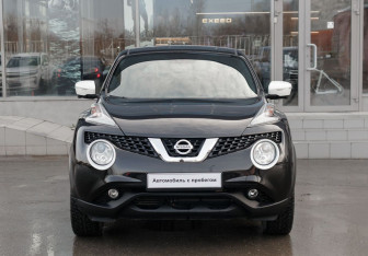 Подержанный автомобиль Nissan Juke 2018 года (2 фото)