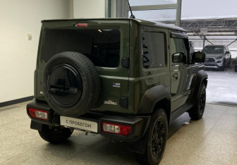 Подержанный автомобиль Suzuki Jimny 2020 года (4 фото)