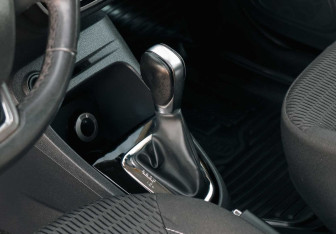 Подержанный автомобиль Renault Kaptur 2016 года (15 фото)