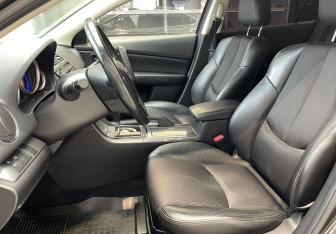 Подержанный автомобиль Mazda 6 Sedan 2011 года (10 фото)