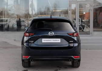 Подержанный автомобиль Mazda CX-5 2020 года (6 фото)
