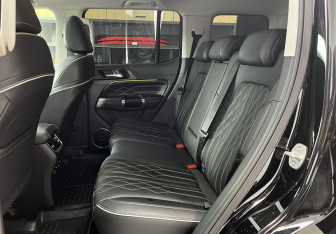 Подержанный автомобиль Tank 300 2023 года (18 фото)