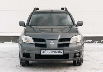 Подержанный автомобиль Mitsubishi Outlander 2007 года (2 фото)