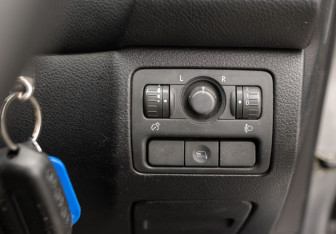 Подержанный автомобиль Subaru Legacy Sedan 2006 года (15 фото)