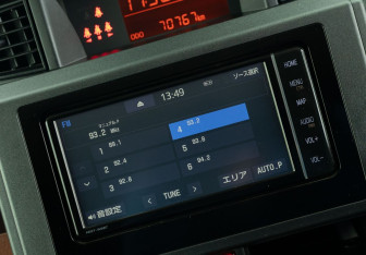 Подержанный автомобиль Toyota Tank 2019 года (15 фото)