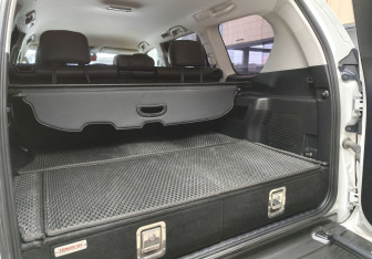 Подержанный автомобиль Toyota Land Cruiser Prado 2021 года (18 фото)