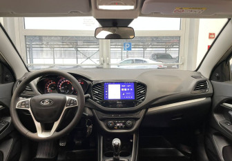 Подержанный автомобиль LADA (ВАЗ) Vesta Sedan 2020 года (12 фото)