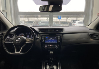 Подержанный автомобиль Nissan Qashqai 2020 года (15 фото)