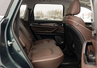 Подержанный автомобиль Exeed VX 2022 года (21 фото)