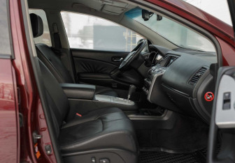 Подержанный автомобиль Nissan Murano Suv 2010 года (20 фото)