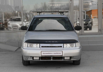 Подержанный автомобиль LADA (ВАЗ) 2111 2003 года (2 фото)