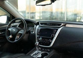 Подержанный автомобиль Nissan Murano Suv 2020 года (10 фото)