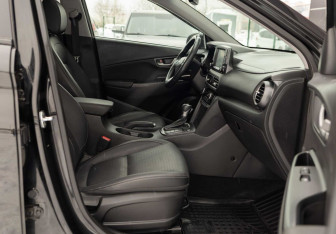 Подержанный автомобиль Hyundai Kona 2018 года (23 фото)