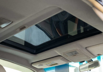 Подержанный автомобиль Lexus RX 2000 года (16 фото)