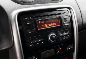 Подержанный автомобиль Renault Duster 2013 года (13 фото)