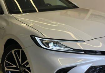 Подержанный автомобиль Toyota Camry Sedan 2024 года (7 фото)