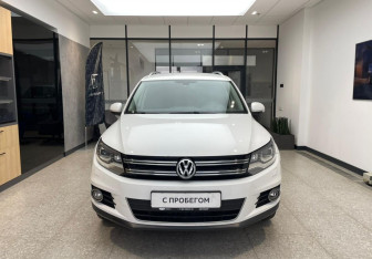 Подержанный автомобиль Volkswagen Tiguan 2012 года (3 фото)