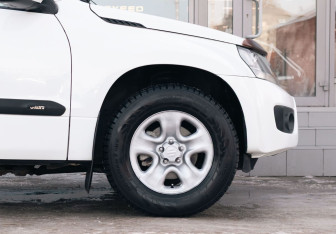 Подержанный автомобиль Suzuki Grand Vitara 2013 года (9 фото)