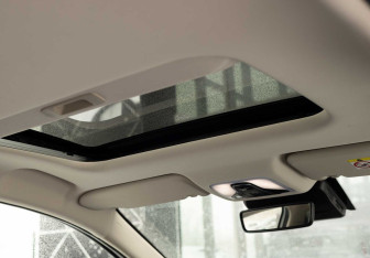 Подержанный автомобиль Omoda S5 2023 года (18 фото)