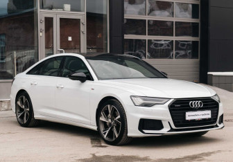 Подержанный автомобиль Audi A6 Sedan 2020 года (3 фото)