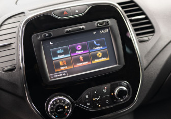 Подержанный автомобиль Renault Kaptur 2017 года (14 фото)