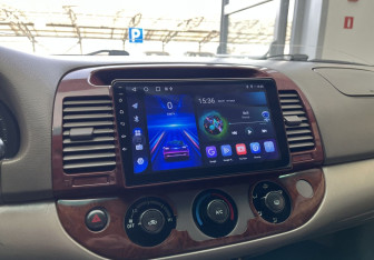 Подержанный автомобиль Toyota Camry Sedan 2001 года (13 фото)