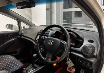 Подержанный автомобиль Honda Partner 2007 года (9 фото)