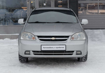 Подержанный автомобиль Chevrolet Lacetti Sedan 2012 года (2 фото)