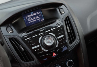 Подержанный автомобиль Ford Focus Sedan 2012 года (14 фото)