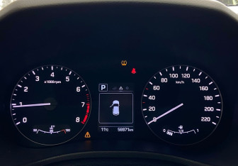 Подержанный автомобиль Hyundai Creta 2019 года (9 фото)