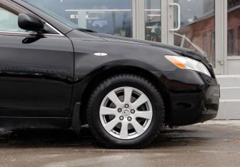 Подержанный автомобиль Toyota Camry Sedan 2006 года (9 фото)