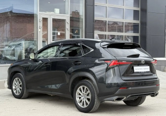 Подержанный автомобиль Lexus NX 2020 года (7 фото)
