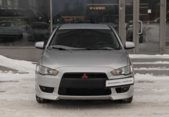 Подержанный автомобиль Mitsubishi Lancer Hatchback 2008 года (2 фото)