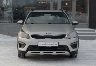 Подержанный автомобиль Kia Rio Hatchback 2019 года (2 фото)
