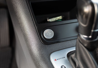 Подержанный автомобиль Volkswagen Tiguan 2013 года (16 фото)