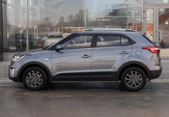 Подержанный автомобиль Hyundai Creta 2021 года (8 фото)