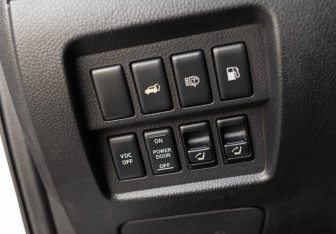 Подержанный автомобиль Nissan Murano Suv 2011 года (17 фото)