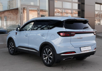 Подержанный автомобиль Chery Tiggo 7 Pro Max 2023 года (7 фото)