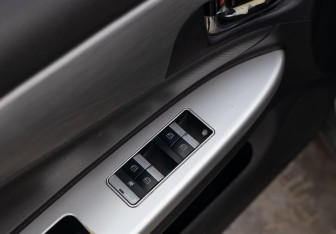 Подержанный автомобиль Lifan Solano 2015 года (16 фото)