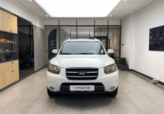 Подержанный автомобиль Hyundai Santa Fe 2009 года (2 фото)