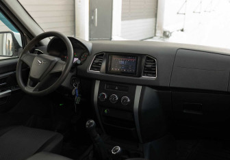 Подержанный автомобиль УАЗ Patriot 2017 года (11 фото)