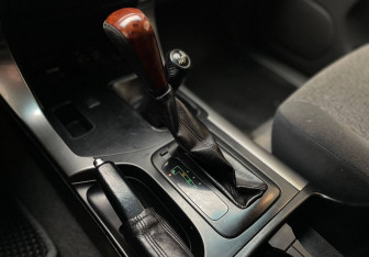 Подержанный автомобиль Toyota Land Cruiser Prado 2007 года (9 фото)