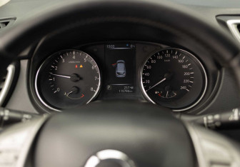 Подержанный автомобиль Nissan Qashqai 2014 года (13 фото)