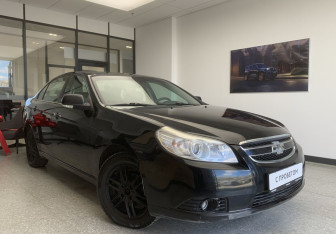 Подержанный автомобиль Chevrolet Epica 2011 года (3 фото)
