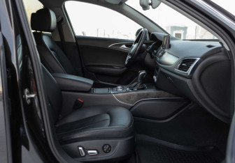 Подержанный автомобиль Audi A6 Sedan 2016 года (21 фото)