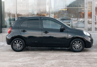 Подержанный автомобиль Nissan March Hatchback 2018 года (4 фото)