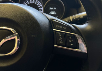 Подержанный автомобиль Mazda CX-5 2015 года (15 фото)