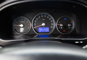 Подержанный автомобиль Hyundai Santa Fe 2007 года (12 фото)